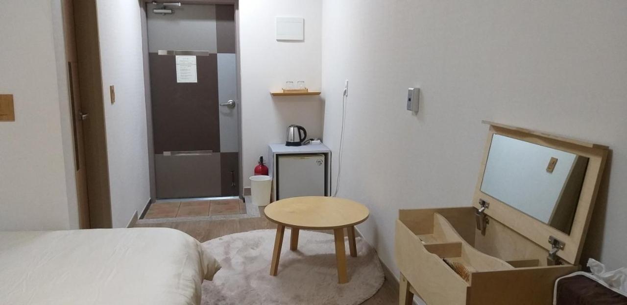 Moon Forest Guesthouse Чеджу Екстериор снимка