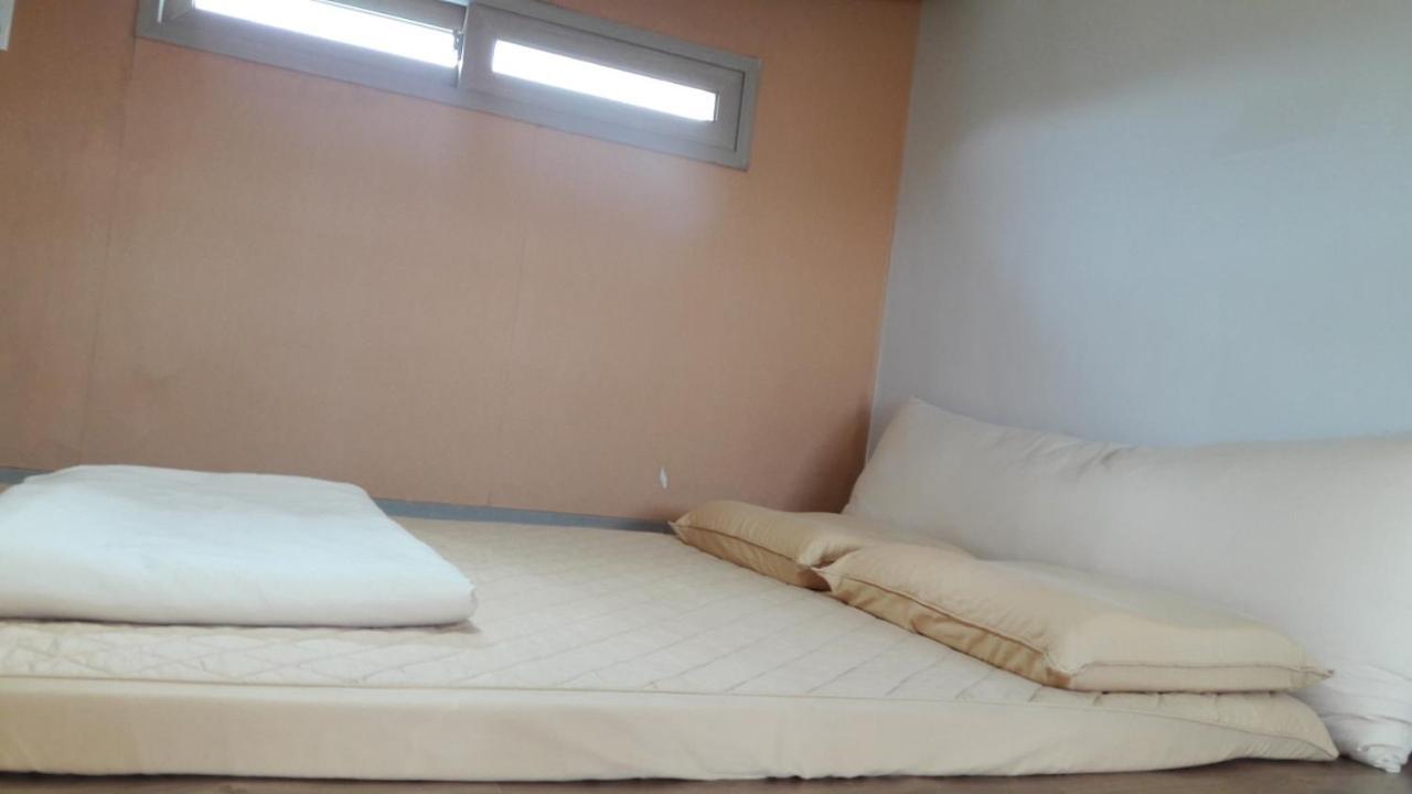 Moon Forest Guesthouse Чеджу Екстериор снимка