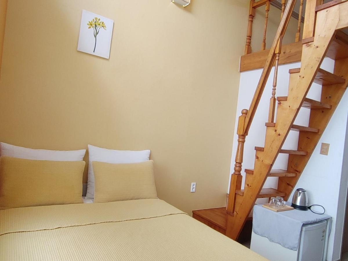 Moon Forest Guesthouse Чеджу Екстериор снимка