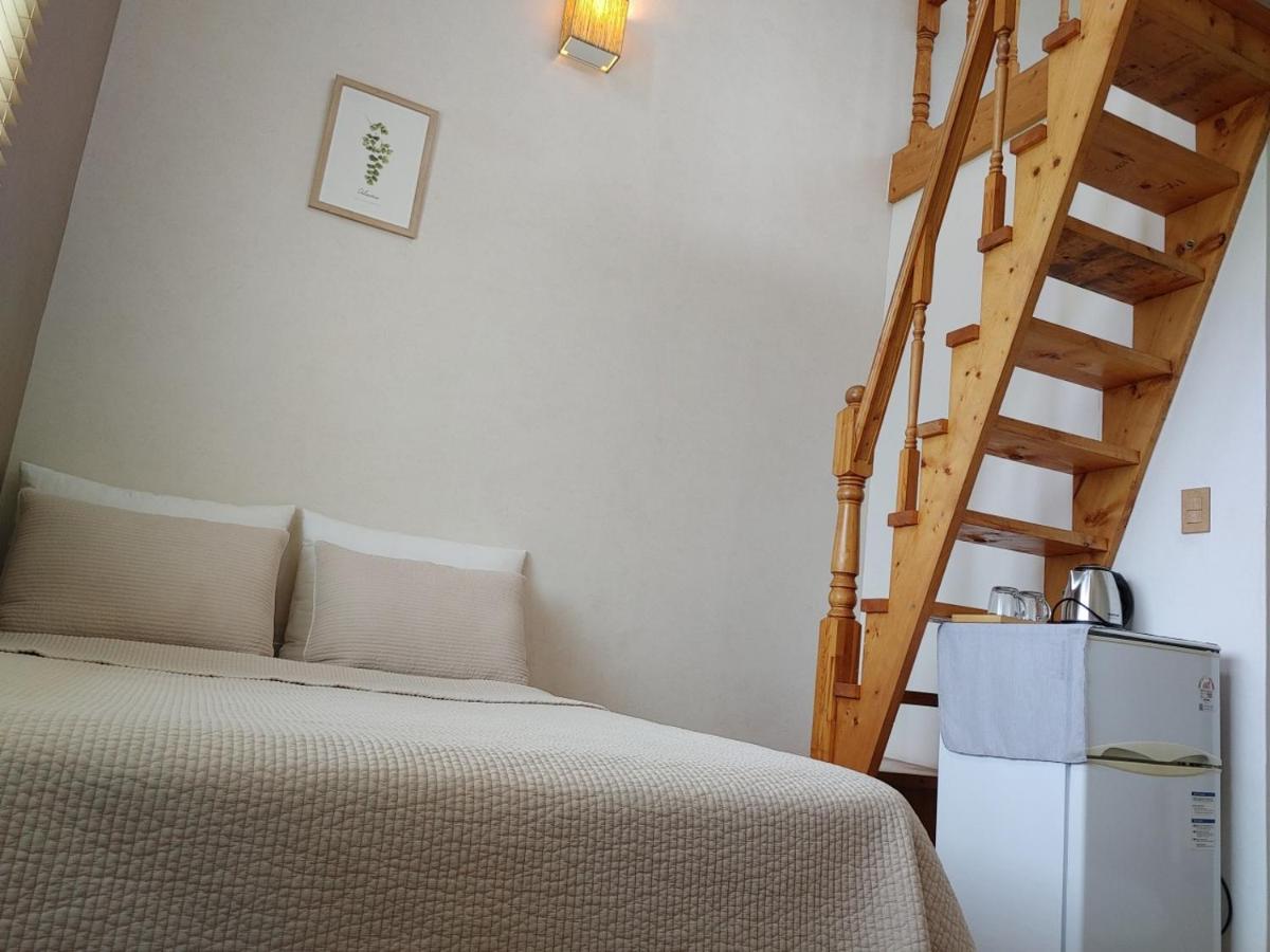 Moon Forest Guesthouse Чеджу Екстериор снимка
