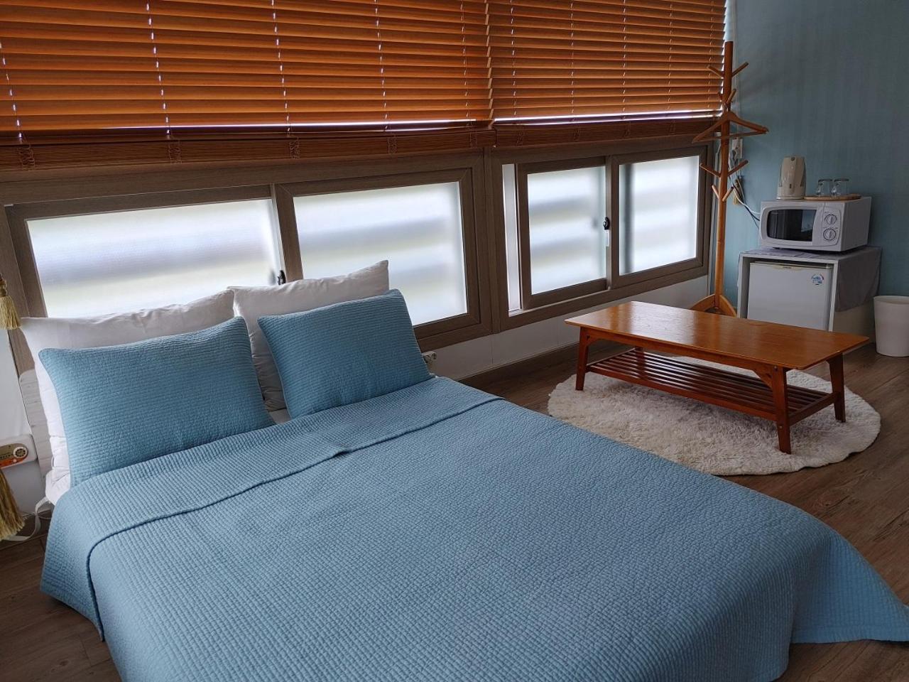 Moon Forest Guesthouse Чеджу Екстериор снимка