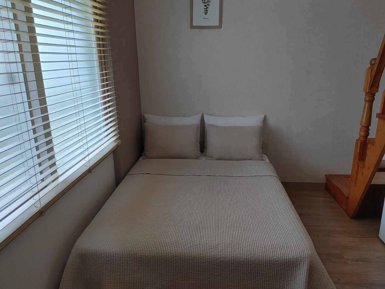 Moon Forest Guesthouse Чеджу Екстериор снимка